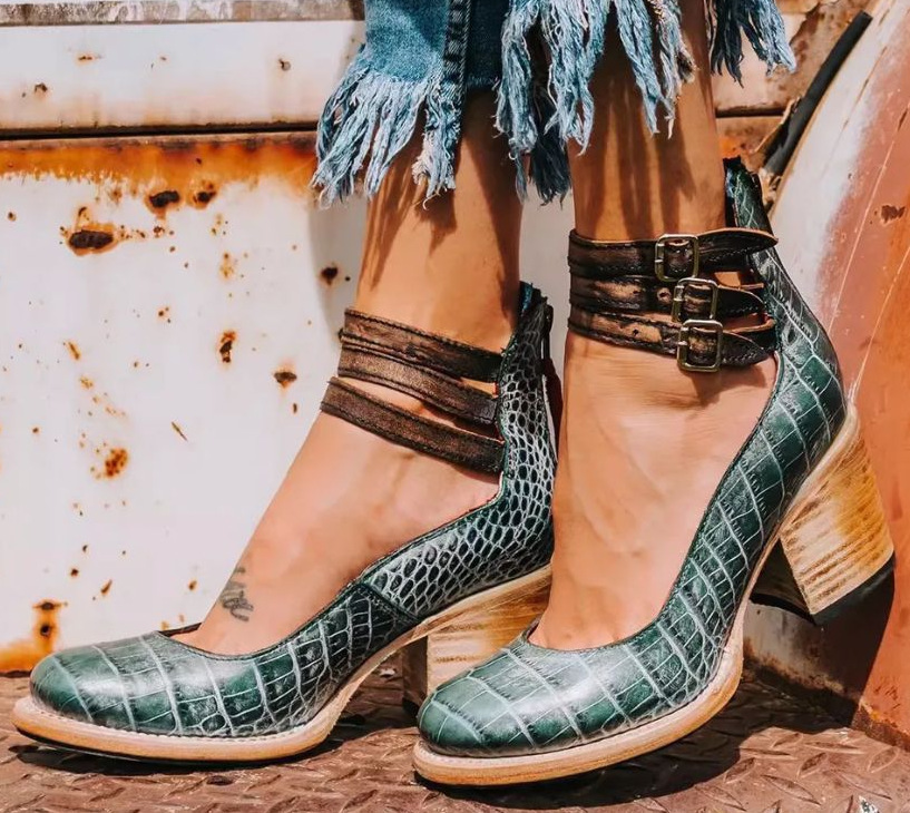 WINIFRED | BUCKLED ANKLE BOOTS