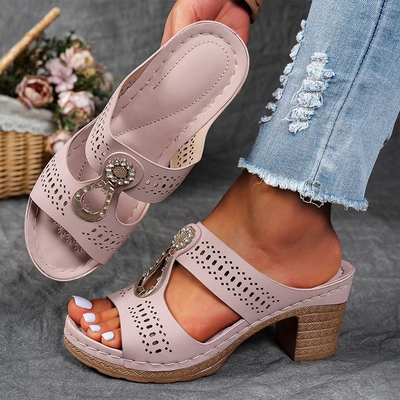 CLAIRE | CHIC ORTHOPAEDIC SANDALS