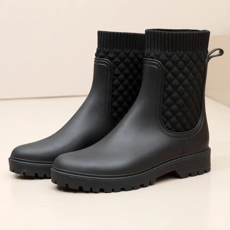 KITTY | QUILTED CHELSEA RAIN BOOTS